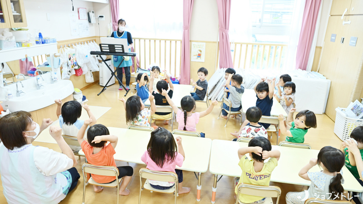 ふちしらコスモ保育園（保育士の求人）の写真6枚目：リトミック教育に力を入れています