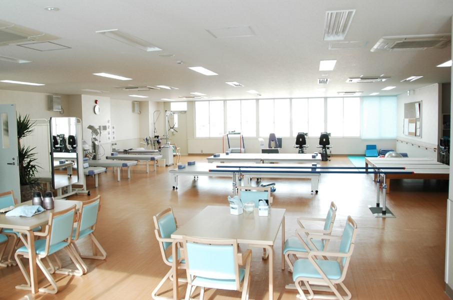 近江整形外科 通所リハビリテーション(介護職/ヘルパーの求人)の写真4枚目: