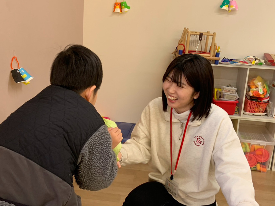 児童発達支援・放課後等デイサービスＳＯＡＬＡ　小郡南校（児童指導員/指導員の求人）の写真4枚目：子どもたちのために、どんな支援をすれば良いか考えることが楽しいです！