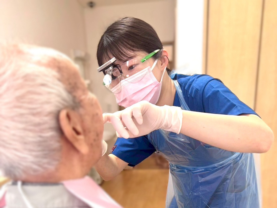 れんげクリニック（歯科医師の求人）の写真2枚目：