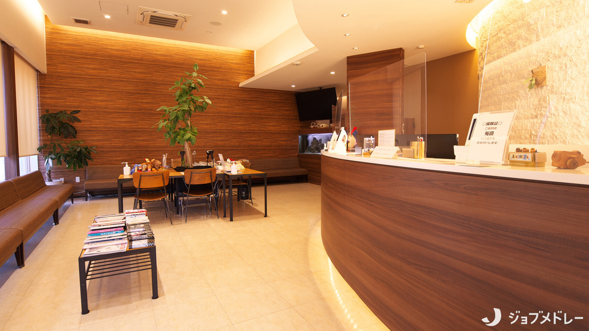 勝川脳神経クリニック（医療事務/受付の求人）の写真6枚目：待合室です