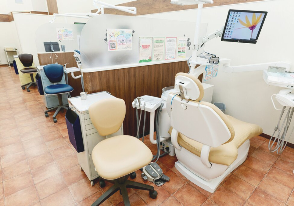 ゆめの森歯科ちがさき（歯科衛生士の求人）の写真4枚目：絵本のような可愛くて清潔な医院で働きやすい環境です。
