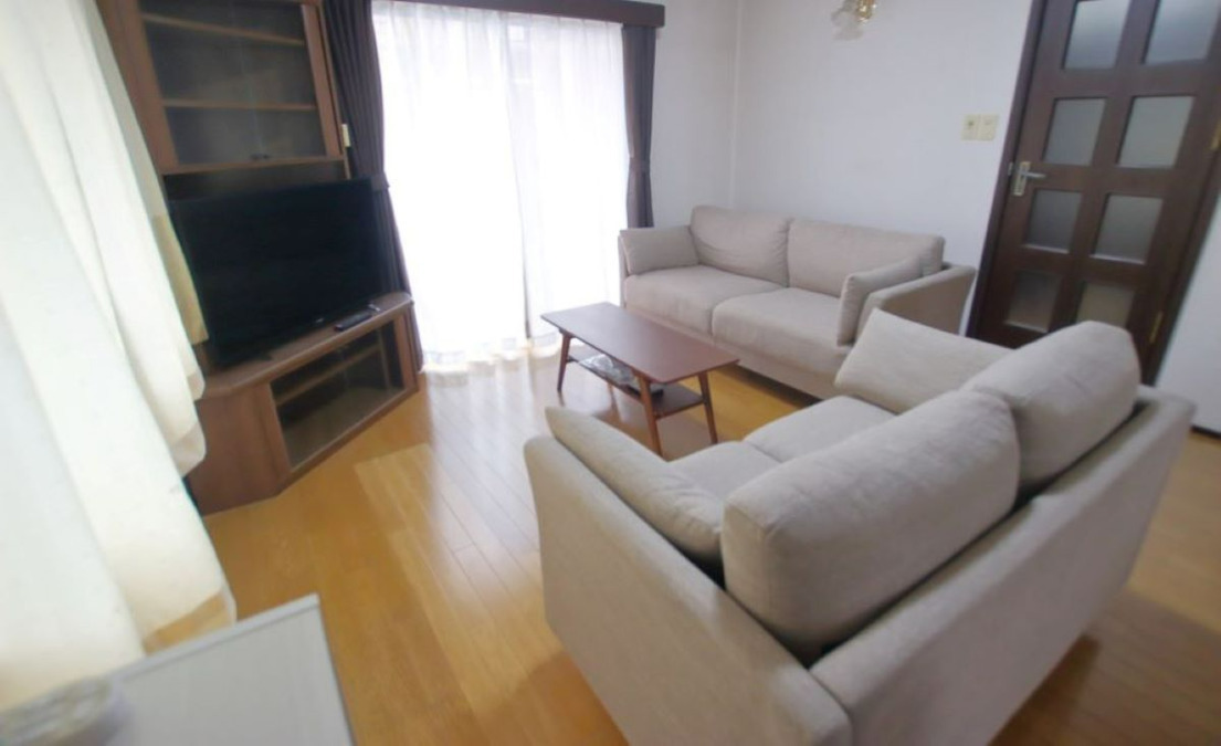 障がい者グループホームペンタス1号棟の写真3枚目:くつろげる空間です