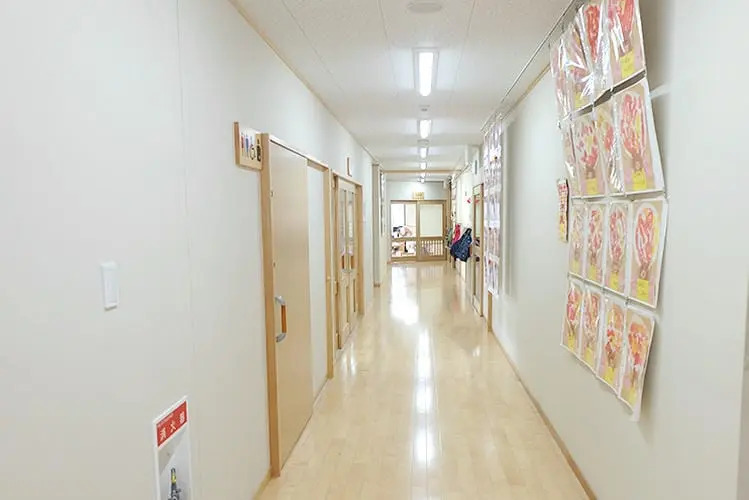 にいぞ虹保育園（保育士の求人）の写真2枚目：