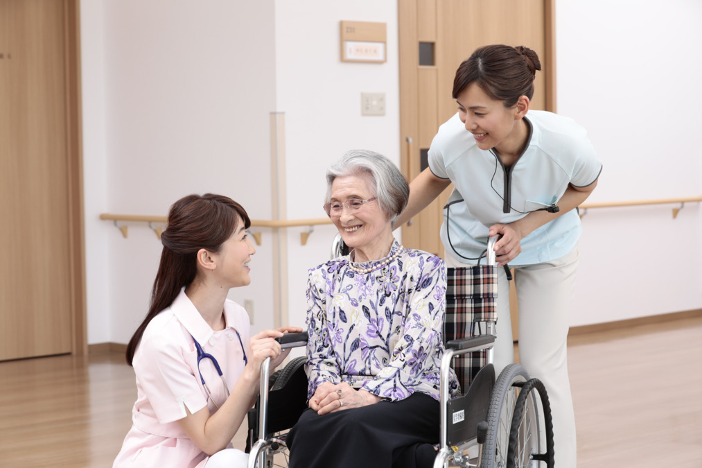 しまナーシングホーム高津（介護職/ヘルパーの求人）の写真1枚目：