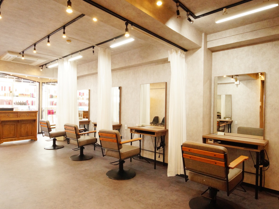 hairsBERRY 松原店の写真2枚目：