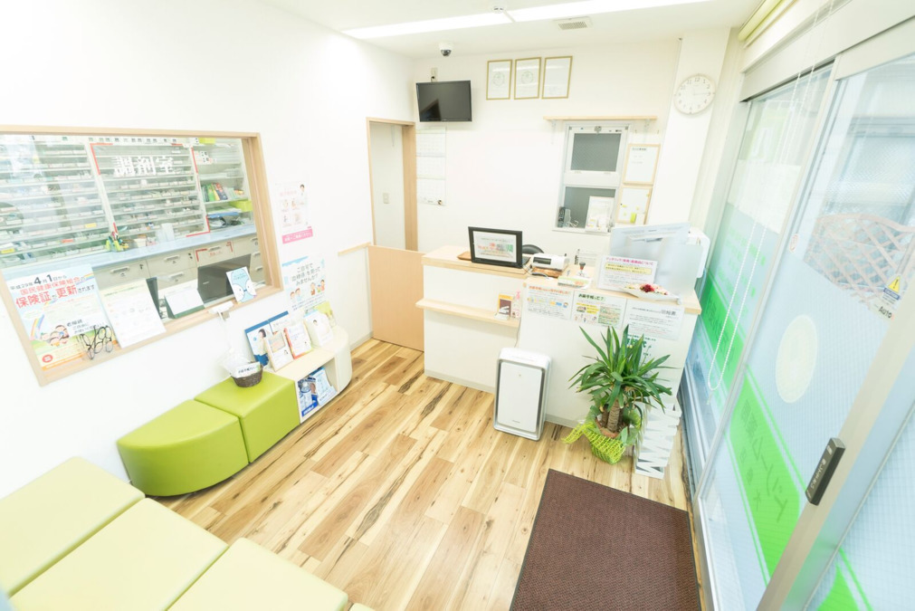 ドリーム薬局 大島店（薬剤師の求人）の写真3枚目：ドリーム薬局 大島店の内観