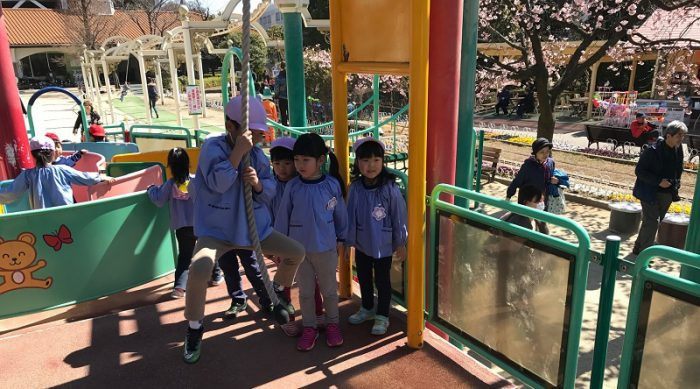 東川口幼稚園の写真12枚目：園外保育も充実