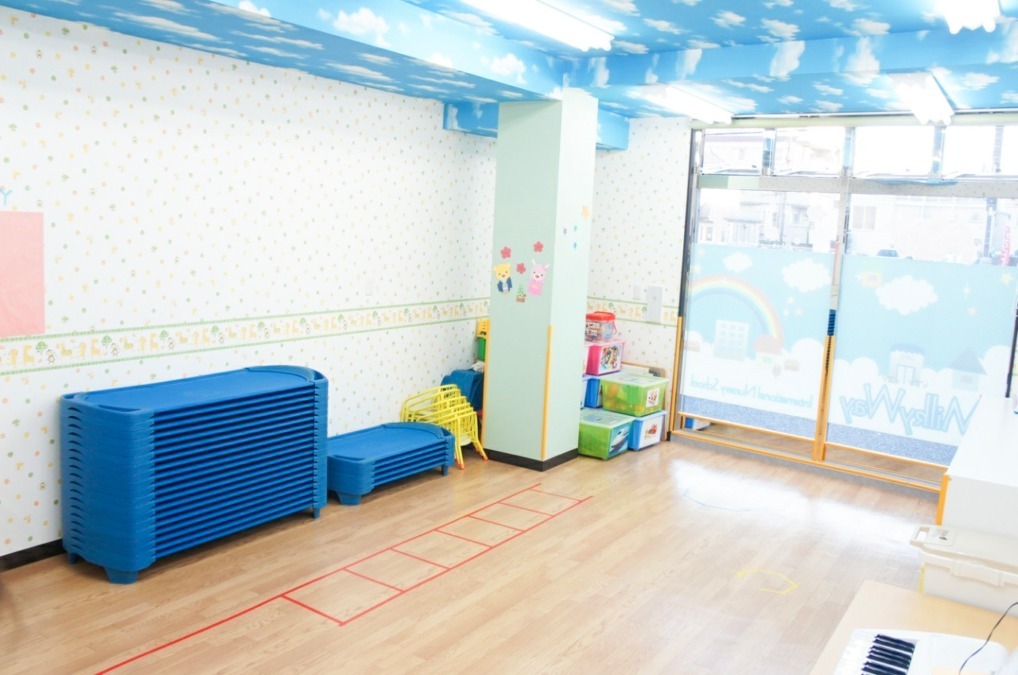 MilkyWay International School Nursery School 市川校の写真16枚目：グローバルを意識したポップでかわいい園で働けます★