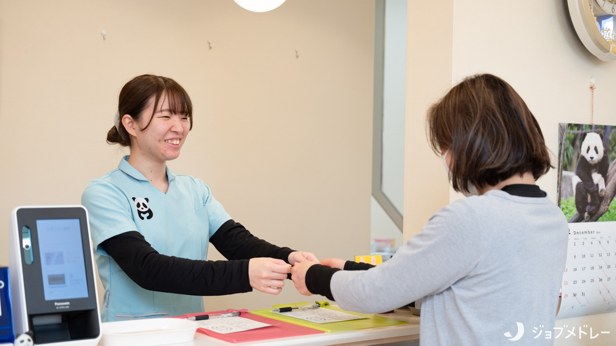 医療法人　小松こども歯科の写真6枚目：笑顔で患者さまをお迎えしています