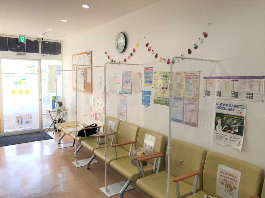長房調剤薬局（調剤事務の求人）の写真2枚目：1号店　店内