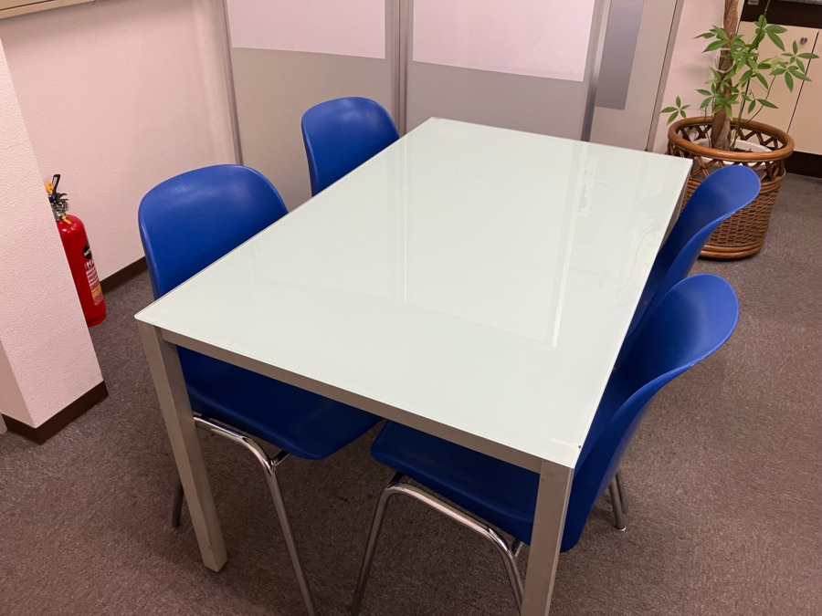 社会福祉法人 ひまわり福祉会 法人本部の写真4枚目：本部フリースペース
内外打合せ・休憩に使用している落ち着く場