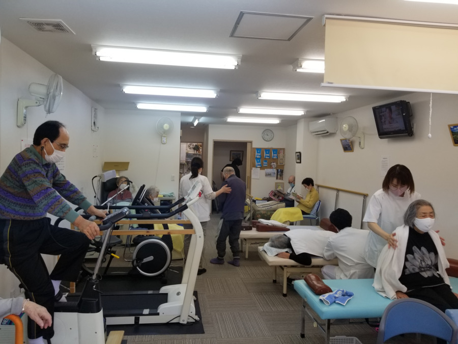 栗の木リハビリクラブ(整体師の求人)の写真2枚目: