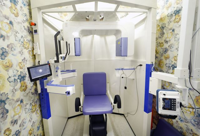 医療法人社団フジモト歯科の写真6枚目：CT　パノラマレントゲンです。
