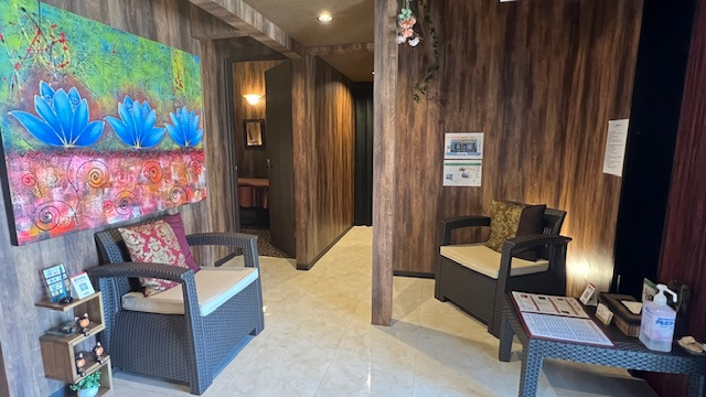 asian relaxation villa　次郎丸店の写真9枚目：