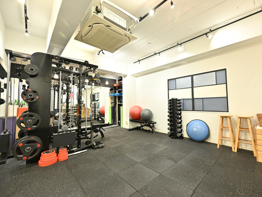 グレフル鍼灸接骨院 整体院 心斎橋（あん摩マッサージ指圧師の求人）の写真3枚目：