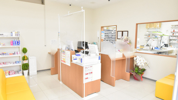 キリン堂薬局 寝屋川打上店の写真2枚目：