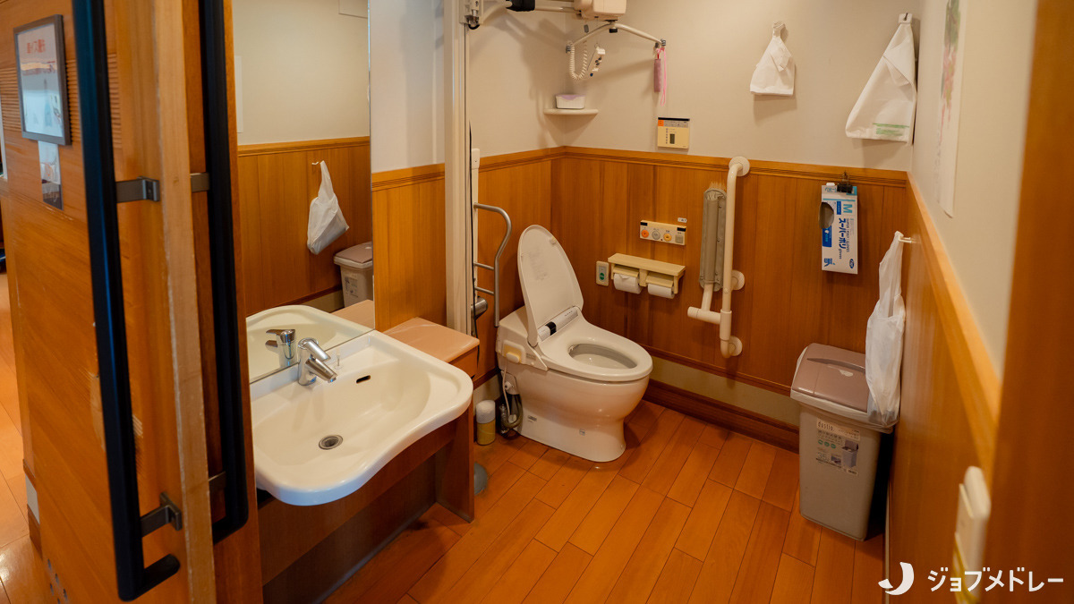 オアシスセンターの写真20枚目：広々としたお手洗いです