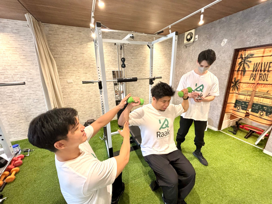 ピラティス×セミパーソナルジム Raakの写真5枚目：研修もしっかり行います♪