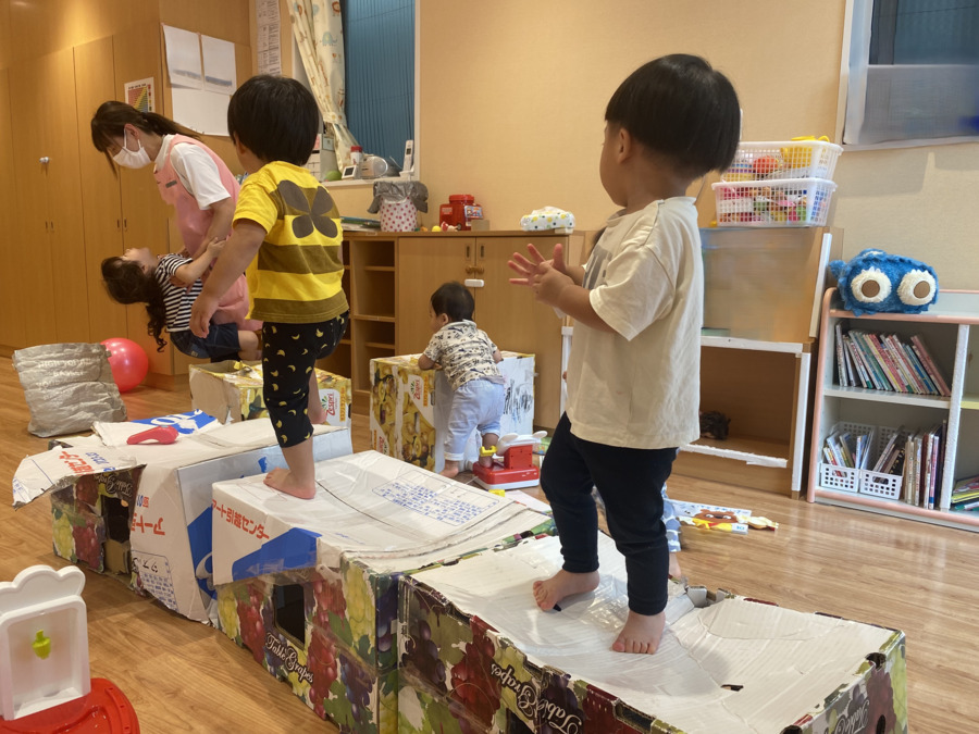 珪山会保育所（保育士の求人）の写真2枚目：子どもたちだけでなく、職員、保護者様も笑顔あふれるアットホームな保育園です。