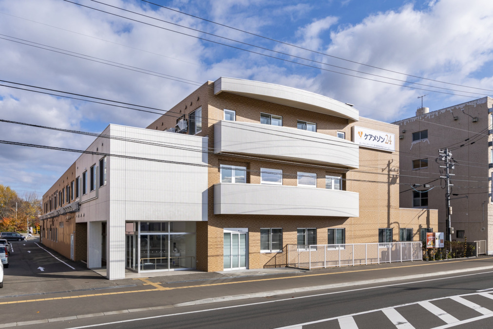 住宅型有料老人ホーム　ケアメゾン24（介護職/ヘルパーの求人）の写真2枚目：