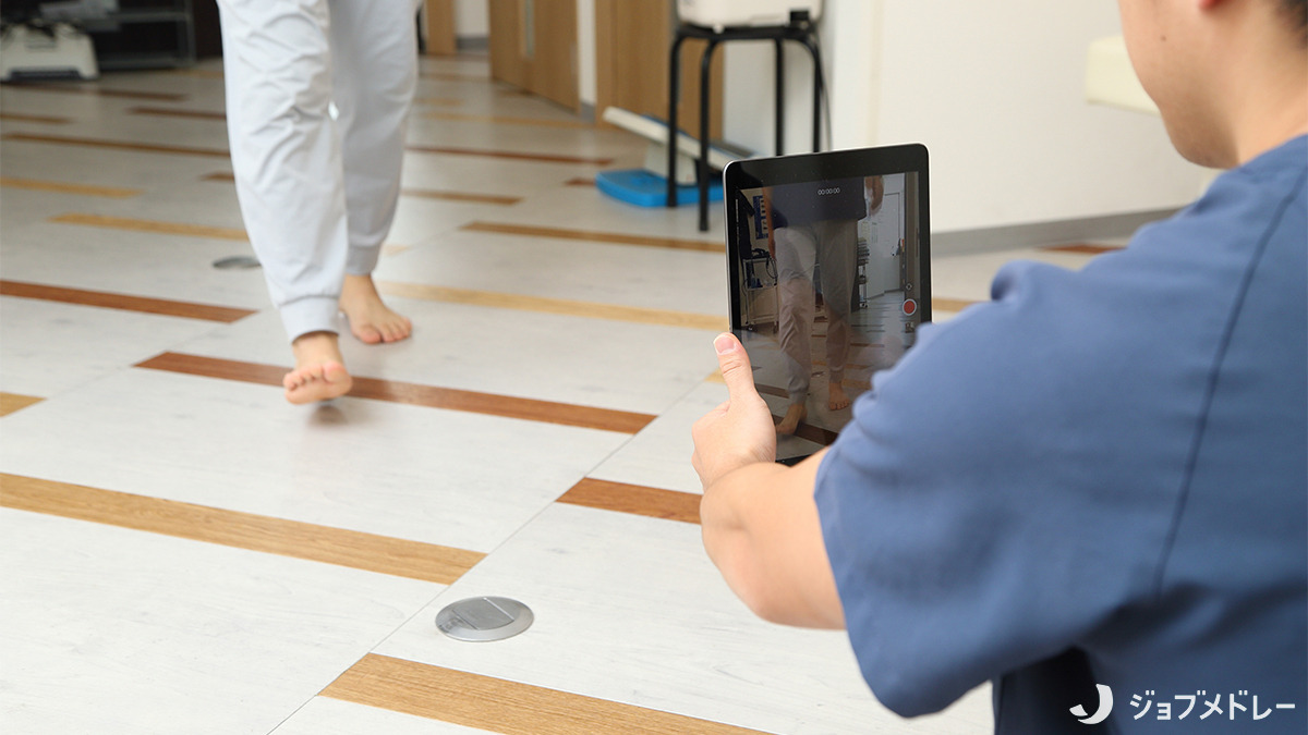 すぎやま鍼灸整骨院 上尾中央院(柔道整復師の求人)の写真11枚目:さまざまな機器を用いた検査を行います