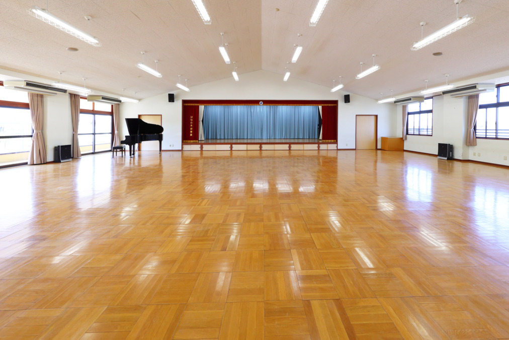 はなの木幼稚園（幼稚園教諭の求人）の写真9枚目：2階遊戯室