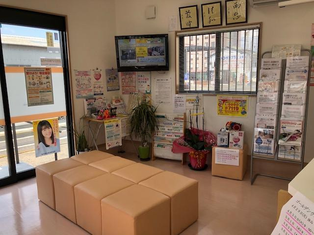 サンライトげんき薬局　泉佐野店の写真2枚目：店内は明るく清潔です