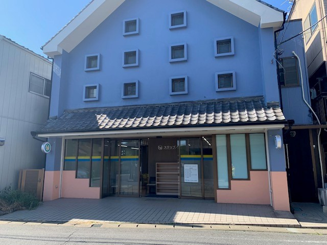 ステップ中野台の写真