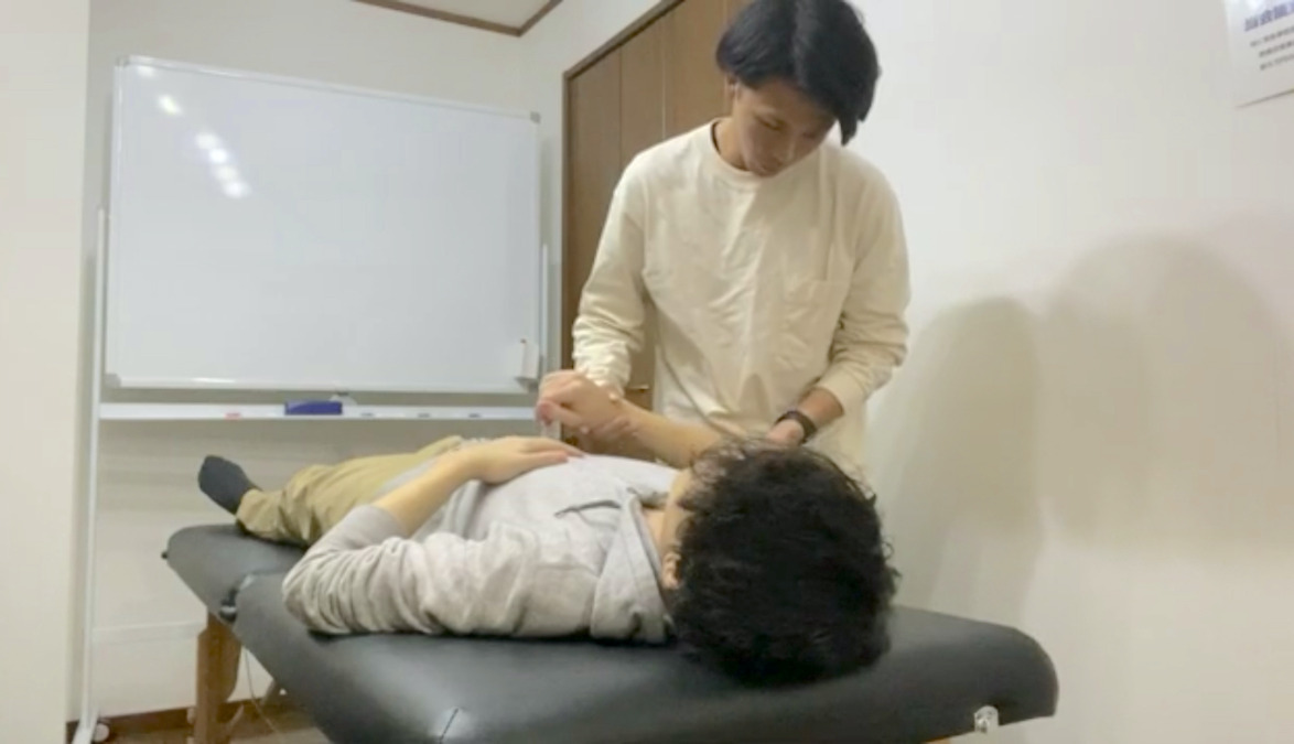整体院Body Make Salon R　佐倉店（整体師の求人）の写真9枚目：入社後の技術教育プログラムがあります。