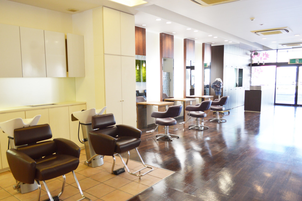 RAFFI 岩国駅前店(美容師の求人)の写真7枚目: