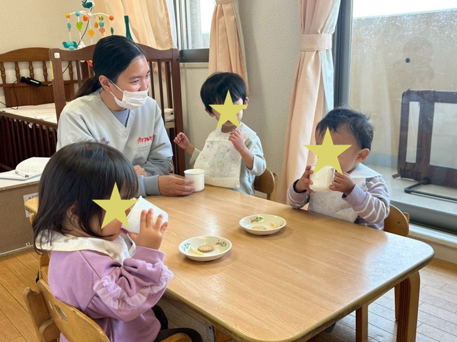 彩都友紘会病院内 こすもす保育園の写真2枚目: