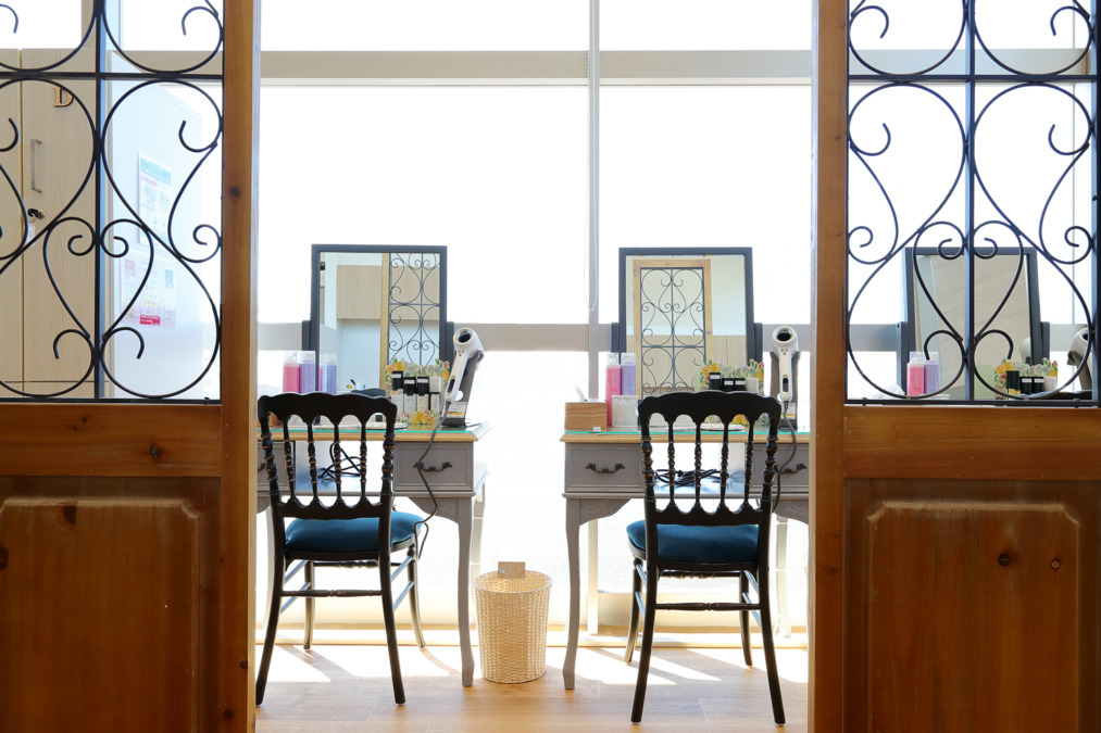 カラー専門店(白髪染め専門) オーガニックカラー白髪染めカラー専門店 Organic ベイシア阿見店(美容師の求人)の写真4枚目: