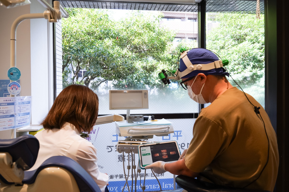 COZY DENTAL 福岡 赤坂【2025年02月25日オープン】(歯科衛生士の求人)の写真6枚目:ご説明風景