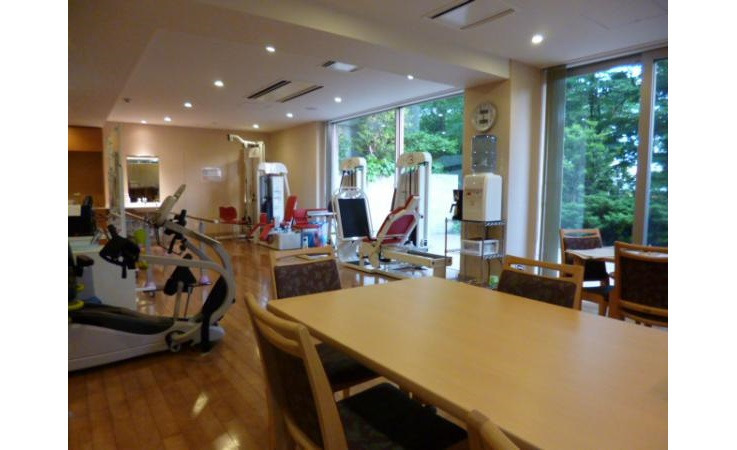 ぽじえじステーション二子玉川（介護職/ヘルパーの求人）の写真4枚目：施設内はとてもきれいで居心地の良い雰囲気です♪