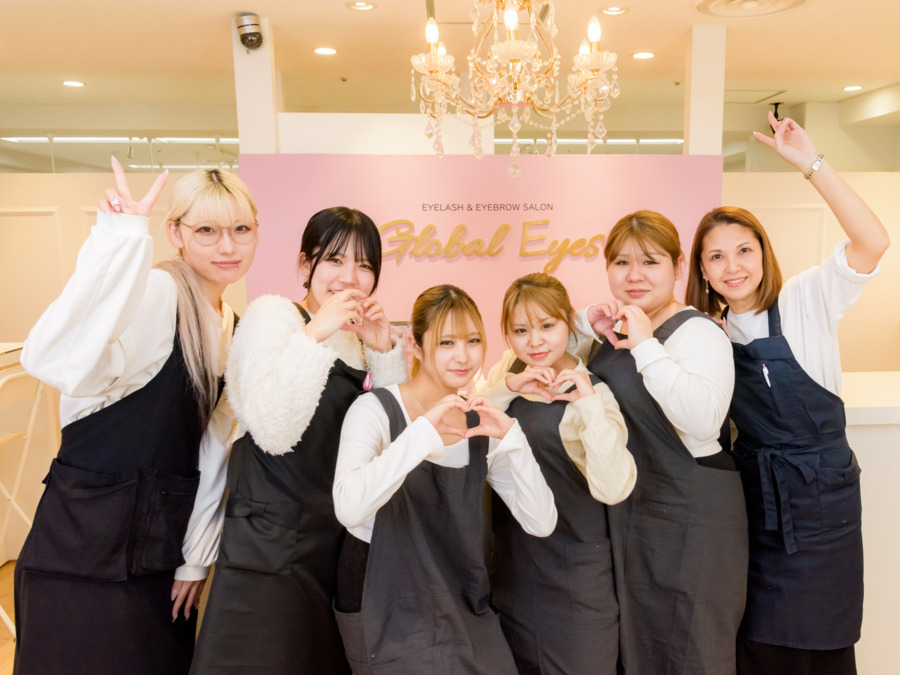 Global Eyes 横浜エキニア店（アイリストの求人）の写真2枚目：