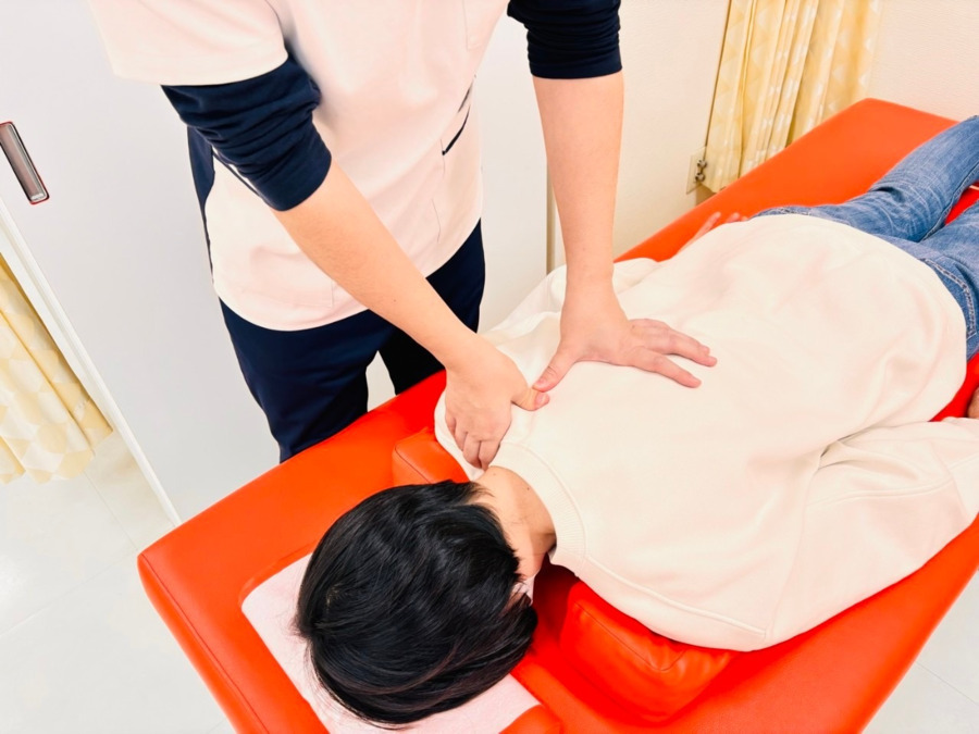 はり灸接骨院いのラボ　近江院（柔道整復師の求人）の写真7枚目：手技療法をメインにした施術