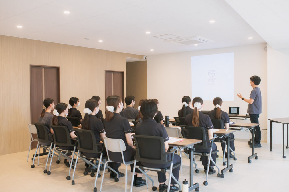 安谷屋歯科医院-Adaniya Dental Clinic-（歯科衛生士の求人）の写真6枚目：