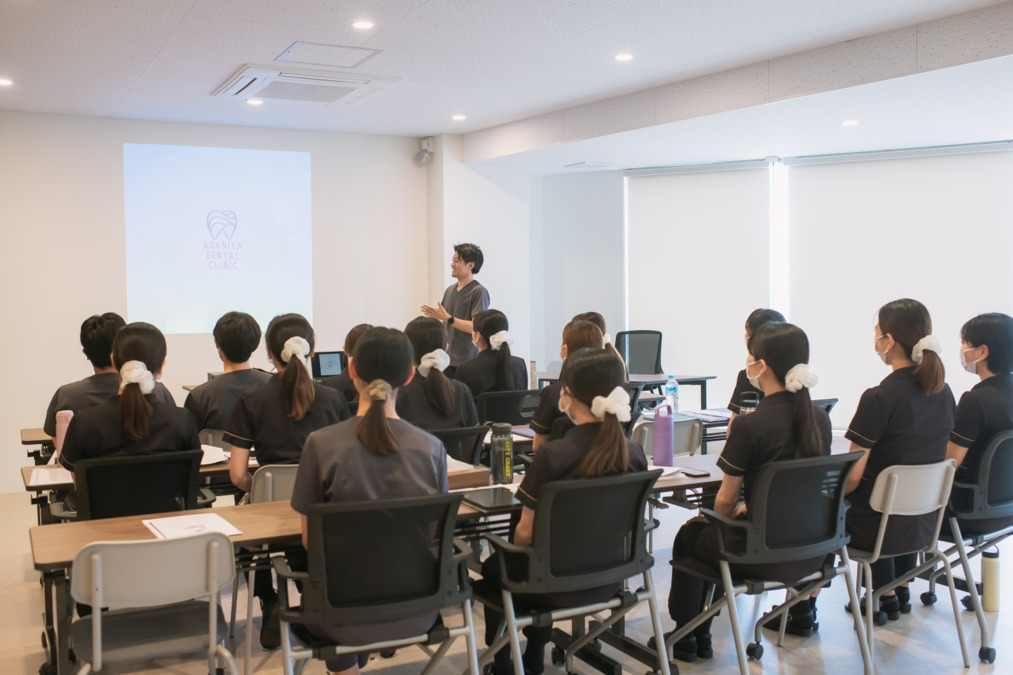安谷屋歯科医院-Adaniya Dental Clinic-（歯科衛生士の求人）の写真7枚目：