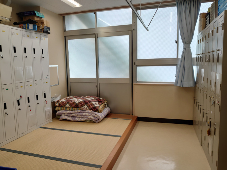 新宿区立東戸山小学校内学童クラブ（放課後児童支援員/学童指導員の求人）の写真2枚目：東戸山小学校内学童クラブ