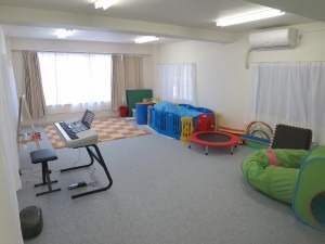 桐塾 都立大学駅前教室(児童発達支援管理責任者の求人)の写真:子どもたちが自分らしく、安心して過ごせる空間を目指しています