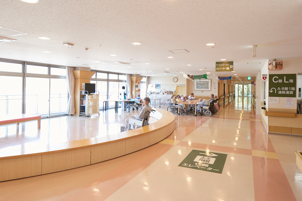 医療法人輝山会　輝山会記念病院の写真2枚目：老人保健施設万年青苑施設内