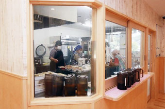 幼保連携型認定こども園　青い鳥こども園の写真4枚目：