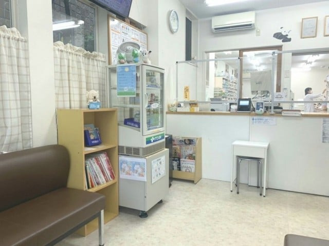 四日市薬局の写真