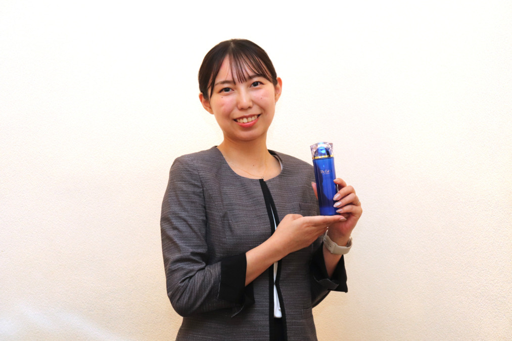 東京ミッドタウン皮膚科形成外科Noage（医療事務/受付の求人）の写真3枚目：化粧品やサプリメントなど社割があり、福利厚生が充実しています！