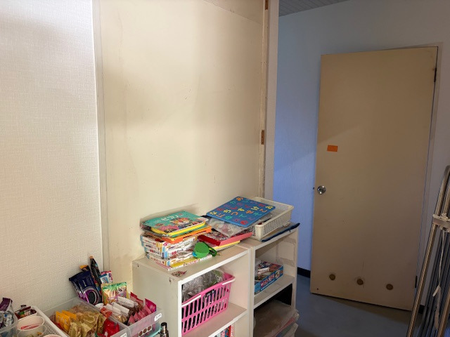 児童デイサービスわくわく（児童指導員/指導員の求人）の写真5枚目：遊具収納室