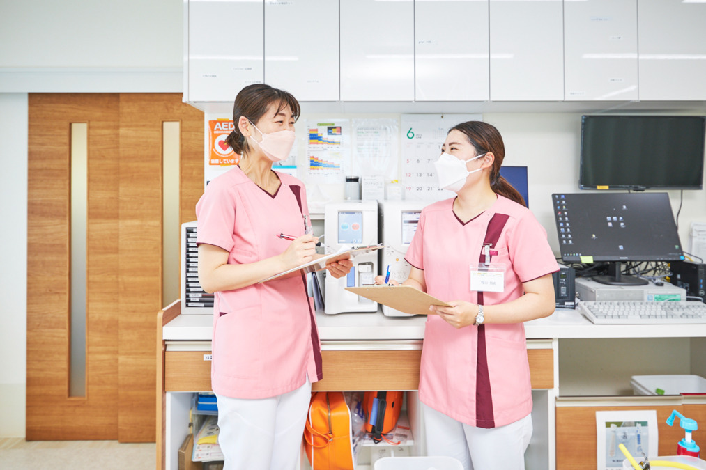 医療法人社団　緑晴会　あまが台ファミリークリニック（臨床検査技師の求人）の写真5枚目：業種は関係なく、スタッフ同士のコミュニケーションを大切にしています！