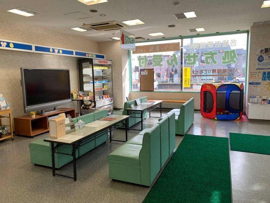 リリィ薬局 大館店（薬剤師の求人）の写真3枚目：リリィ薬局 大館店の内観
