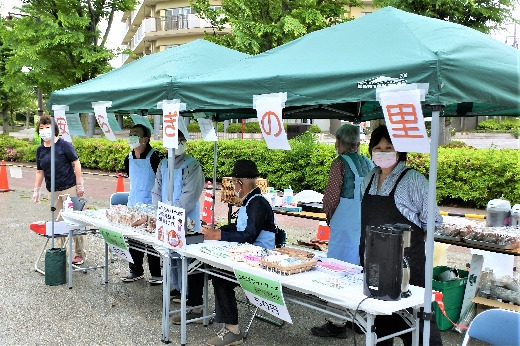 軽費老人ホームA型　安らぎの里（介護職/ヘルパーの求人）の写真11枚目：毎年桶川市のイベントに出店し、お菓子とドリンクを販売し、大好評です！