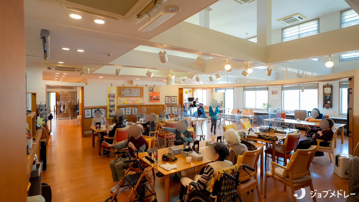 オアシスセンターの写真11枚目：お身体の状態にあった運動を行います